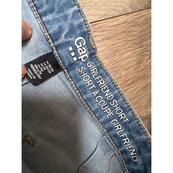 Gap Girlfriend Short Light Wash Denim Womens 10 Casual Summer Square Pocket Cuff - Picture 2 of 7